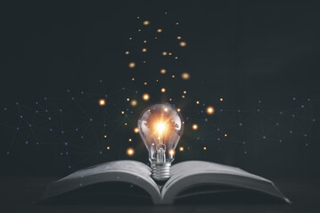 学而思与新东方股票未来有没有上涨的可能呢？